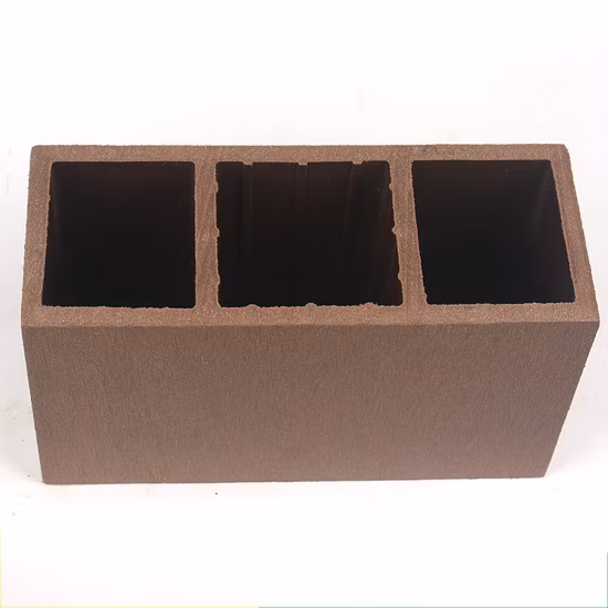 Hoja de haz de pérgola compuesta de grano de madera de superficie de grabación en relieve de tubos cuadrados de madera WPC personalizados